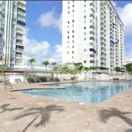 Beach Apartments At Marbella Del Caribe San Juan Exterior foto