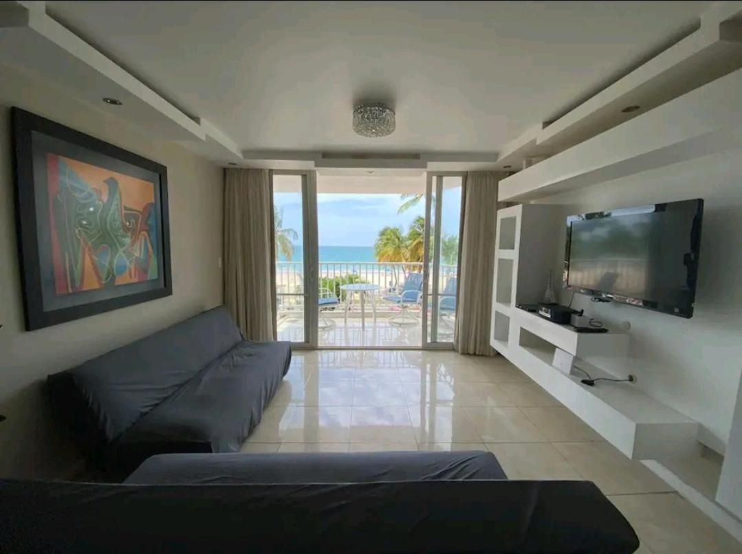 Beach Apartments At Marbella Del Caribe San Juan Exterior foto